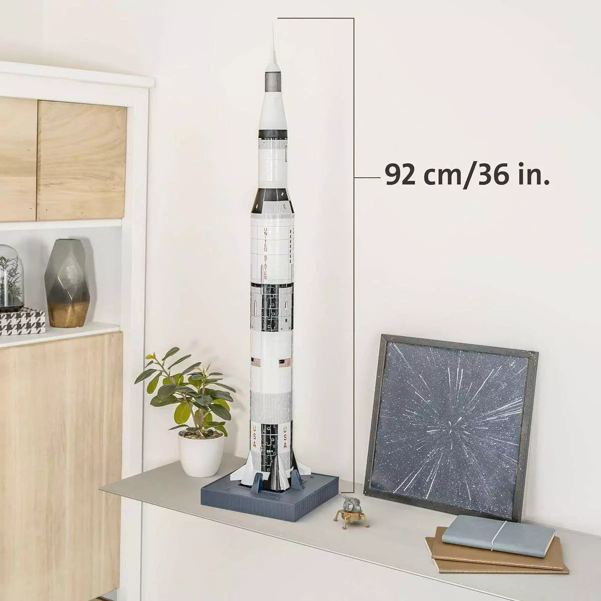 RAV Apollo Saturn V Rocket 440 Piece 3D Puzzle