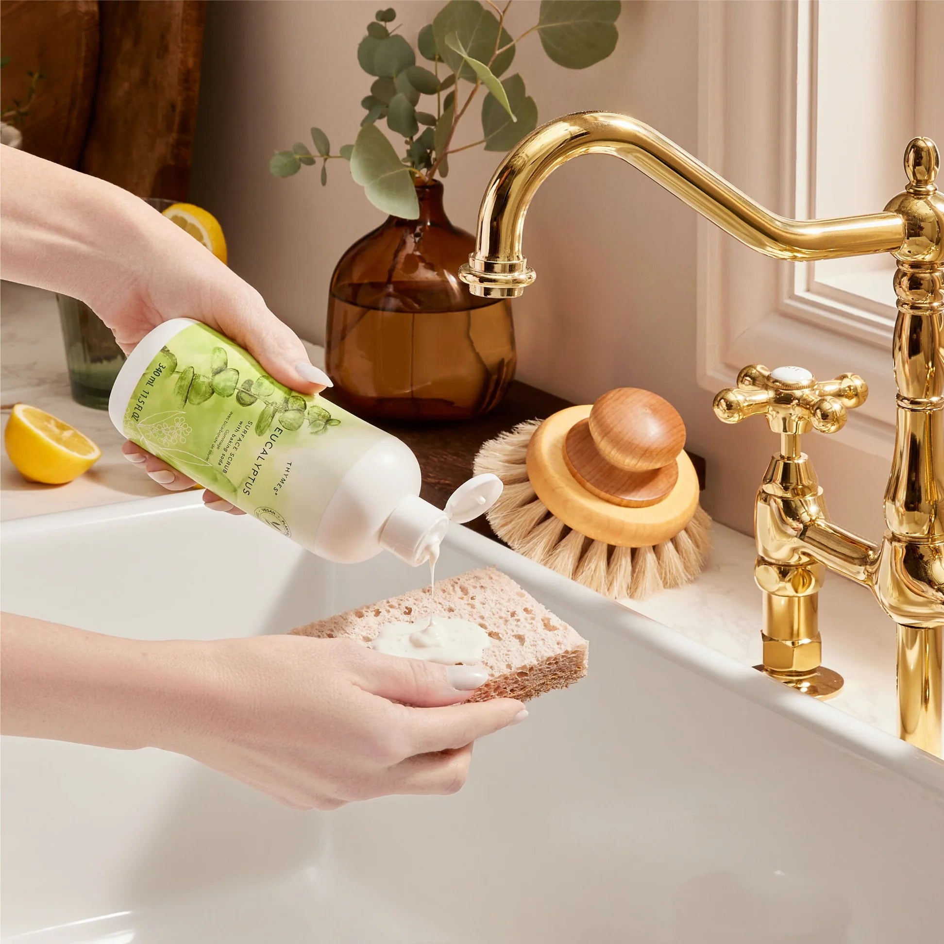 Thymes Eucalyptus Surface Scrub