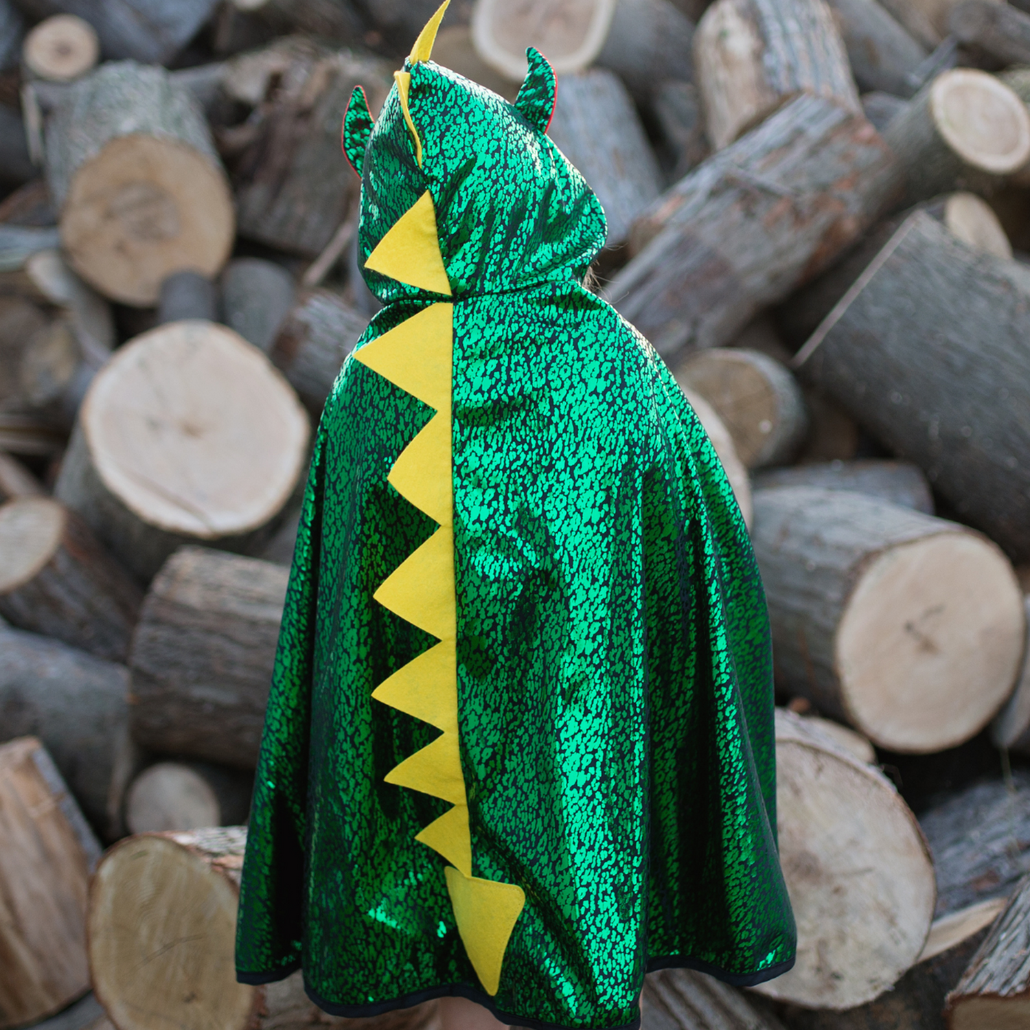 CE Dragon Knight Reversible Cape - Size 7-8