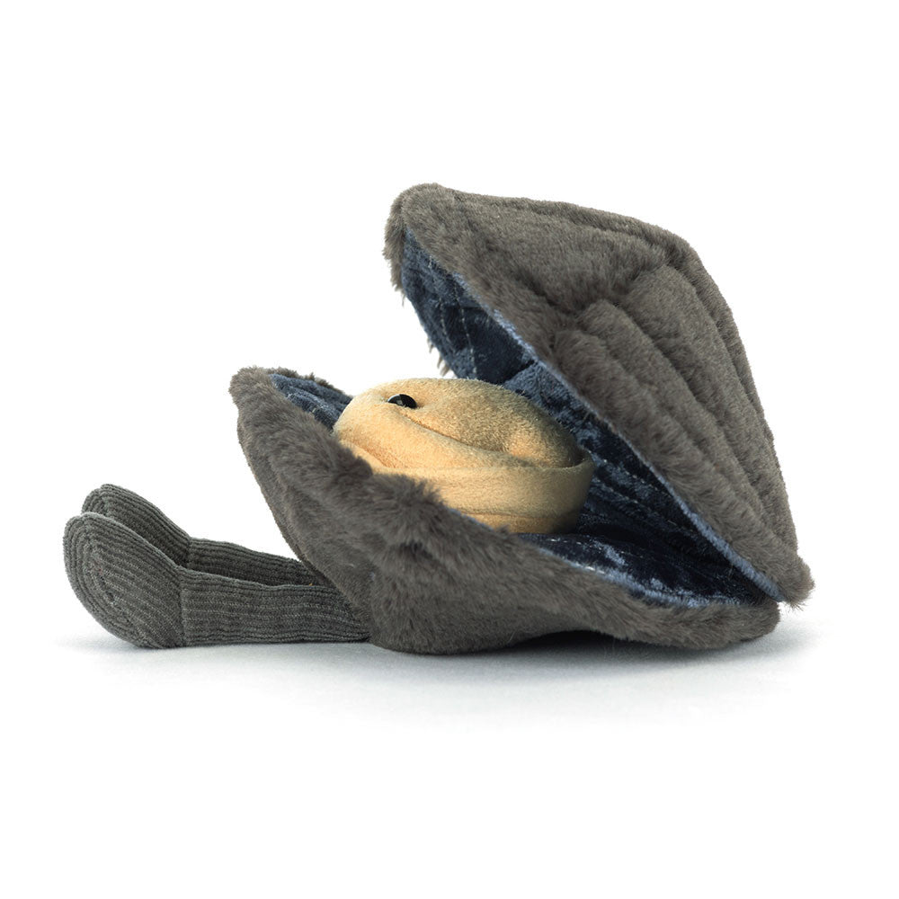 Jellycat Amuseables Michelle Mussel