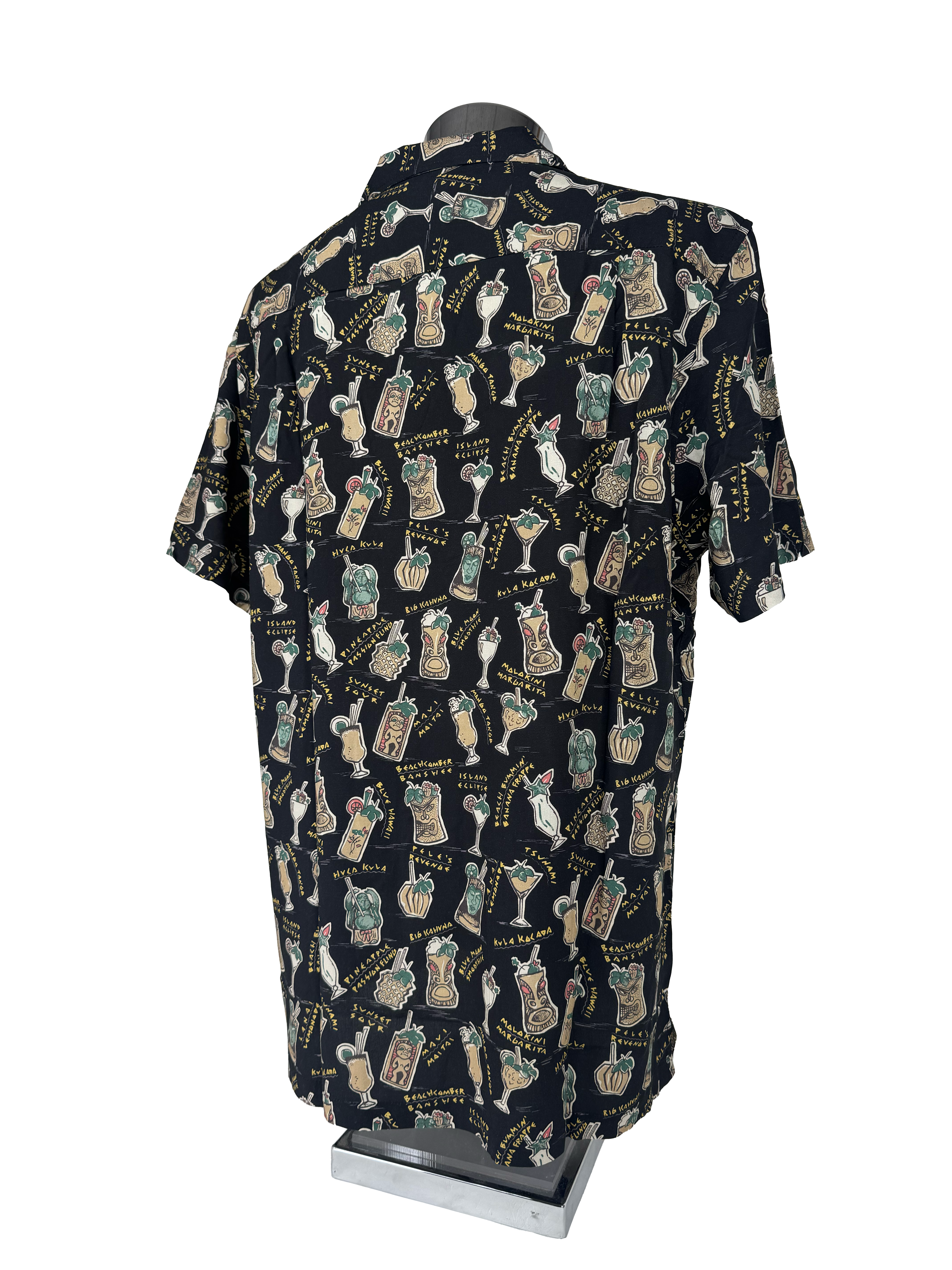 Reyn Spooner Maui Mai Tai Button Front Short Sleeve Camp Shirt