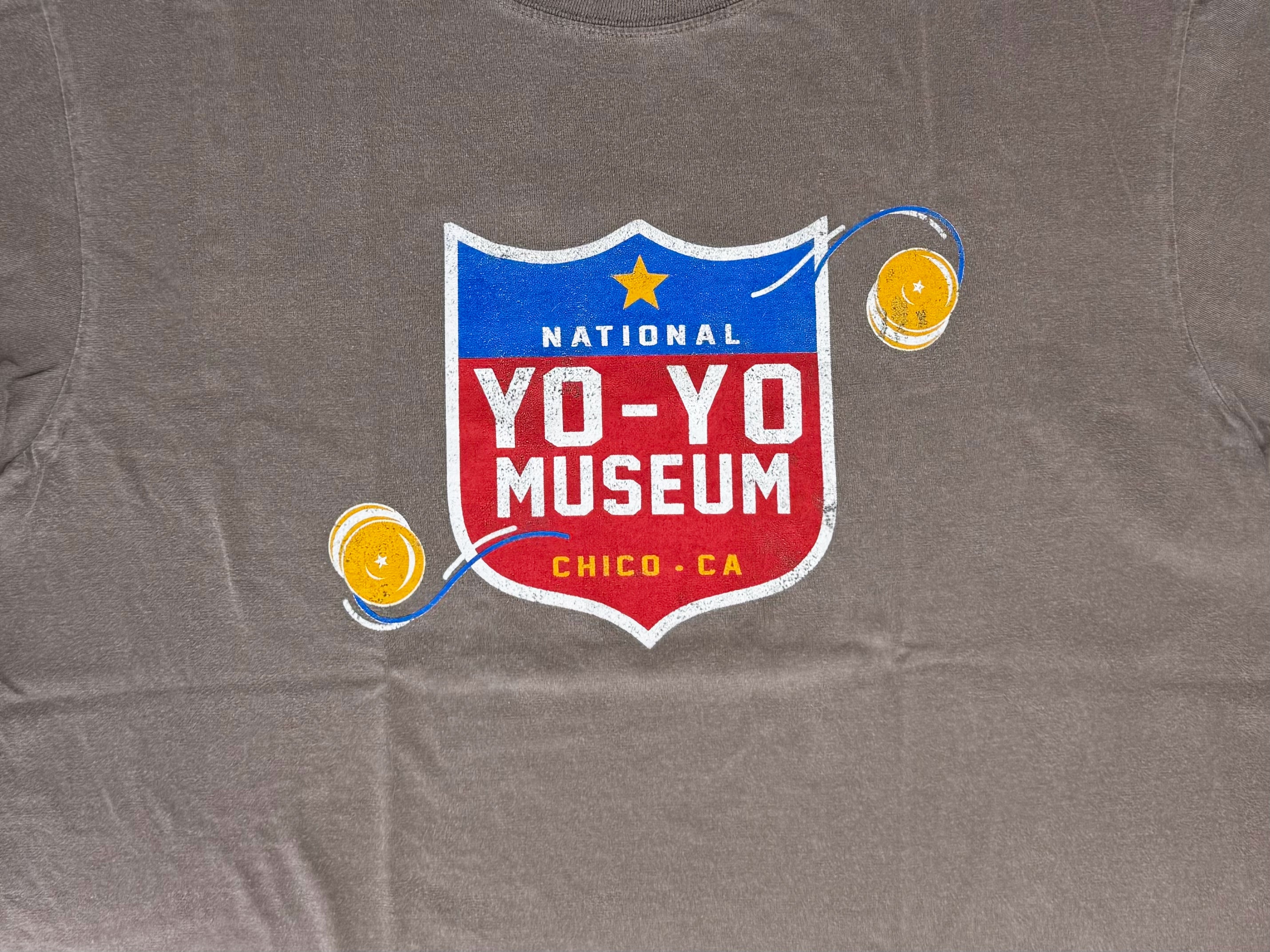 LAKESHIRTS National Yo-Yo Museum Shield T-Shirt