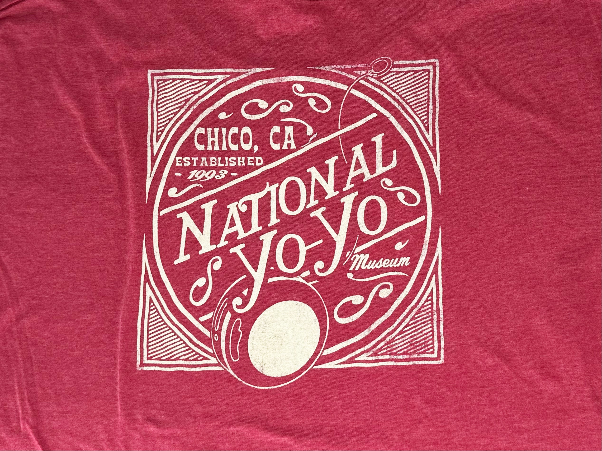 LAKESHIRTS Heathered Cardinal National Yo-Yo Museum Chico T-Shirt