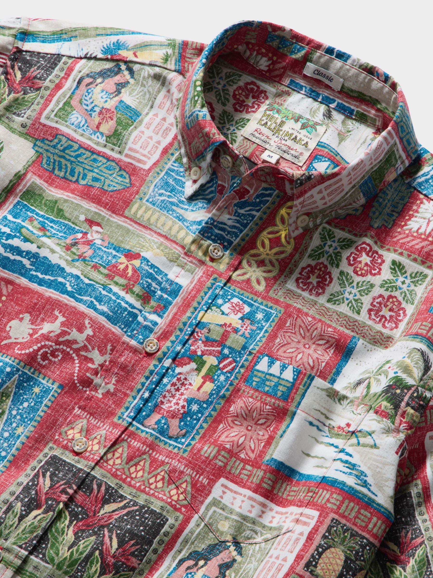 Reyn Spooner Hawaiian Christmas 2026 Button Front Short Sleeve Camp Shirt