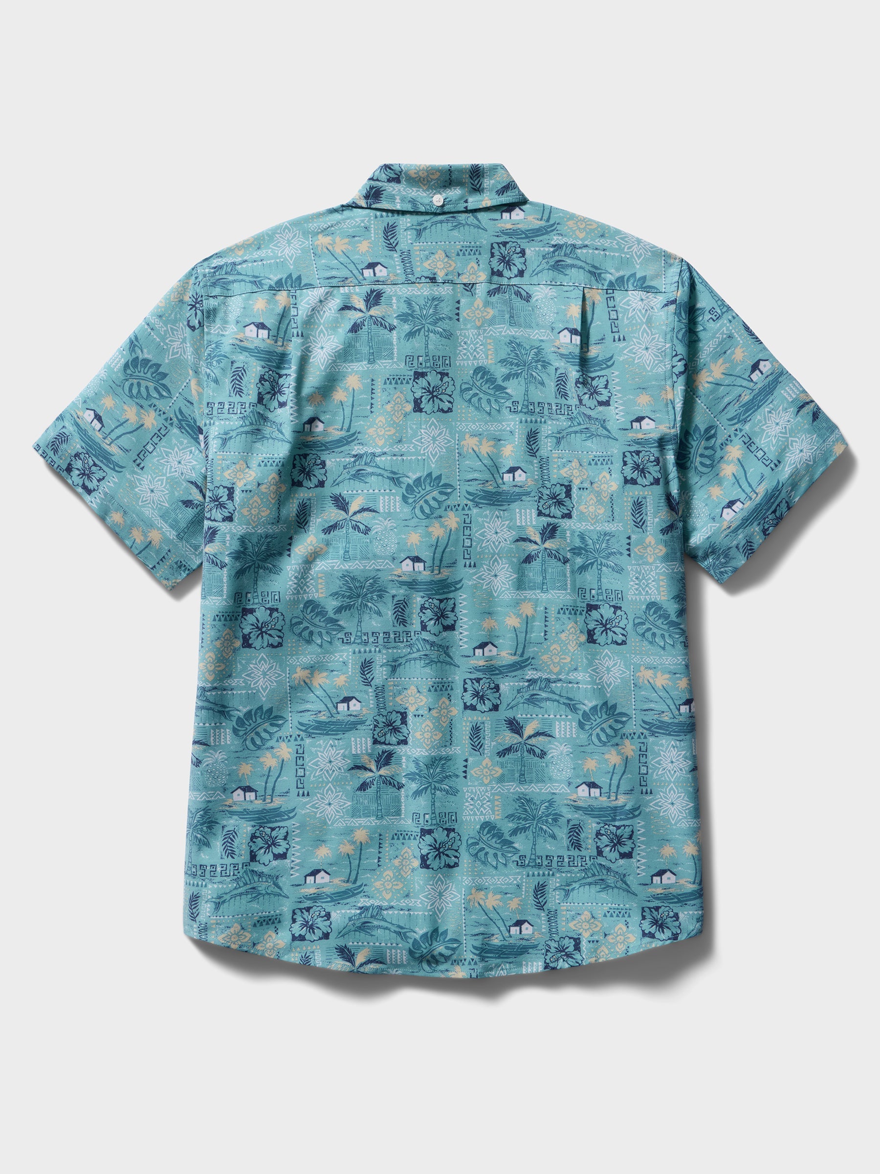 Reyn Spooner Tapa Montage Performance Button Front Short Sleeve Camp Shirt