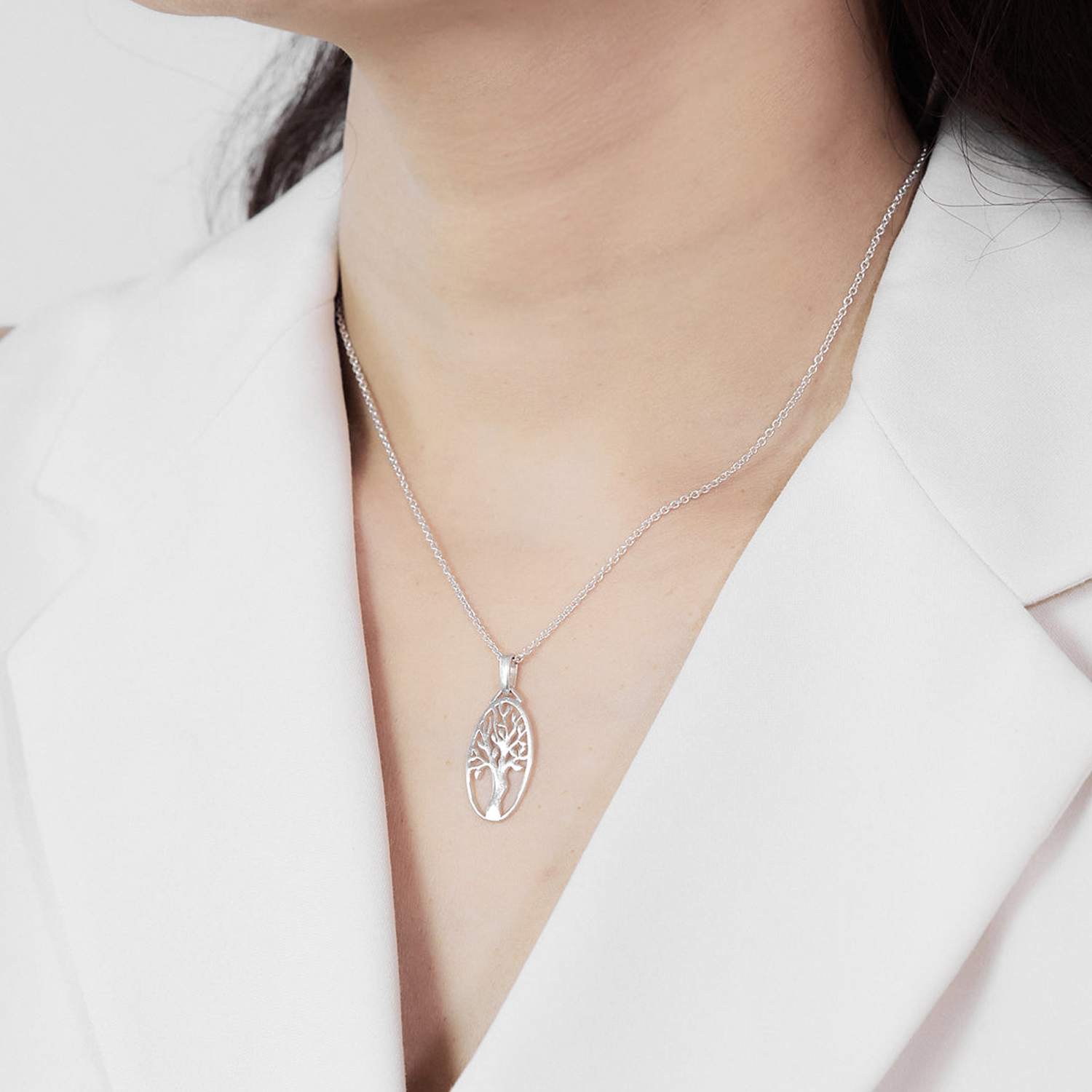 BOMA Oval Tree Necklace