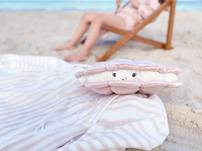 Mon Ami Pearl Oyster Pink