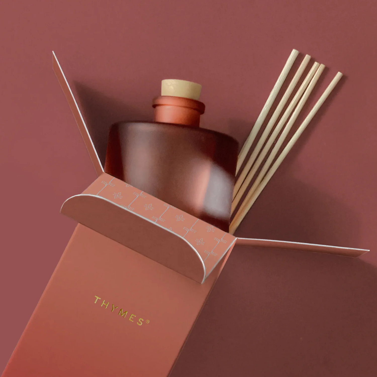 THYMS Pomander Clove Petite Reed Diffuser
