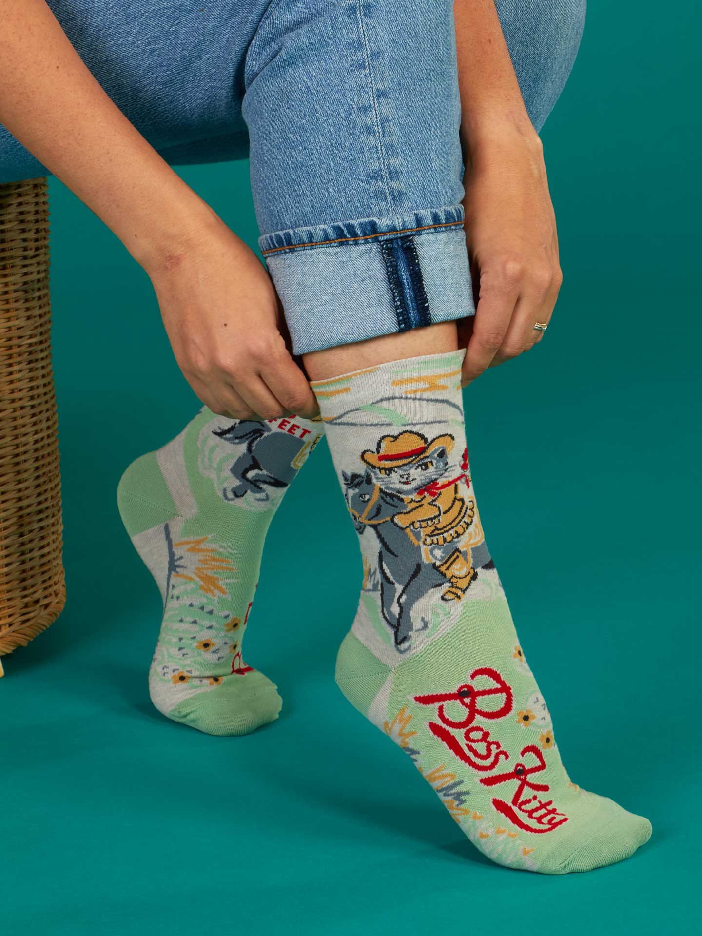 BLUQ Boss Kitty Women's Crew Socks