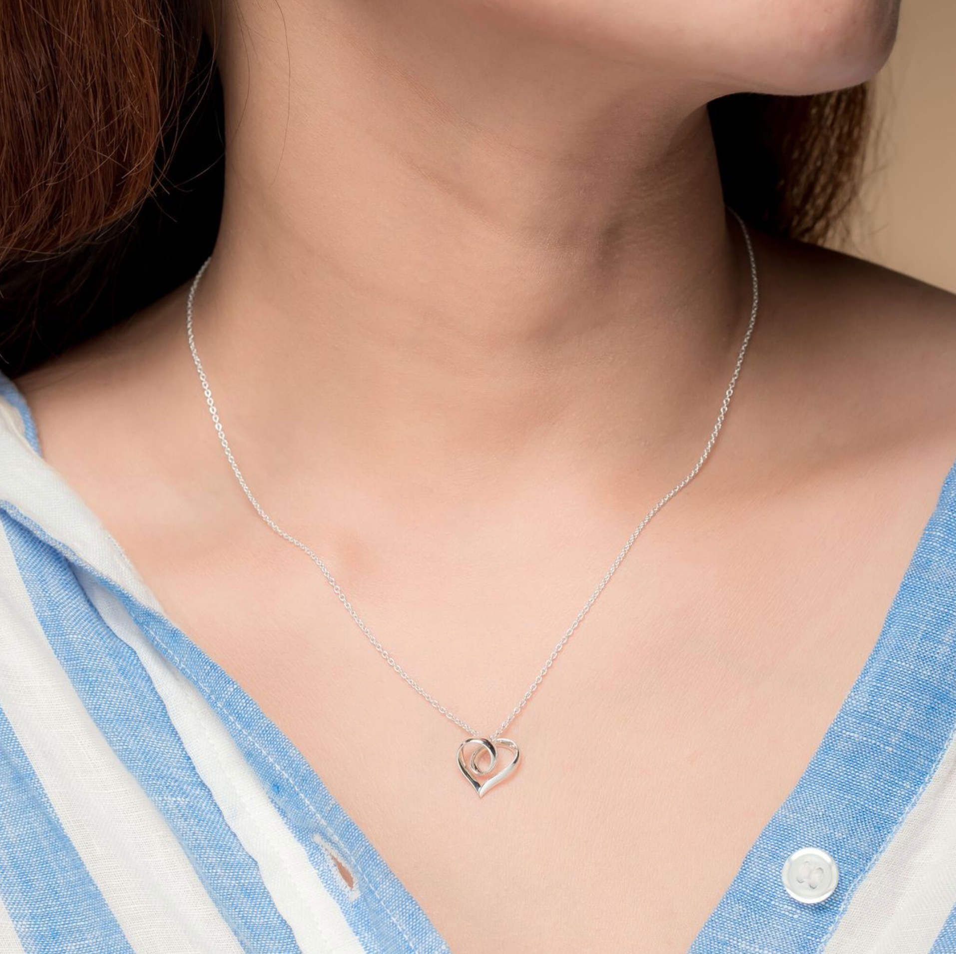 Boma Sterling Silver Infinite Loop Heart Pendant Necklace