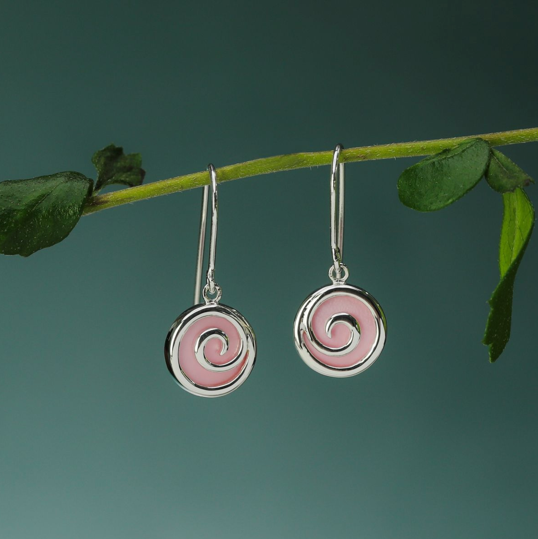 BOMA Moari Spiral Dangles with Pink Mother of Pearl