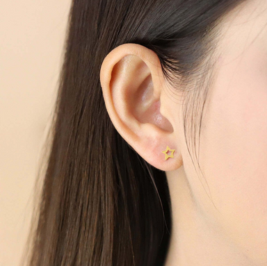 BOMA Star Studs - Gold