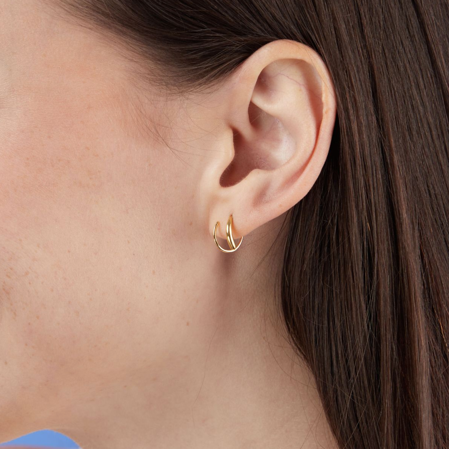 BOMA Minimalist Wrap Pull Through Hoops - Gold