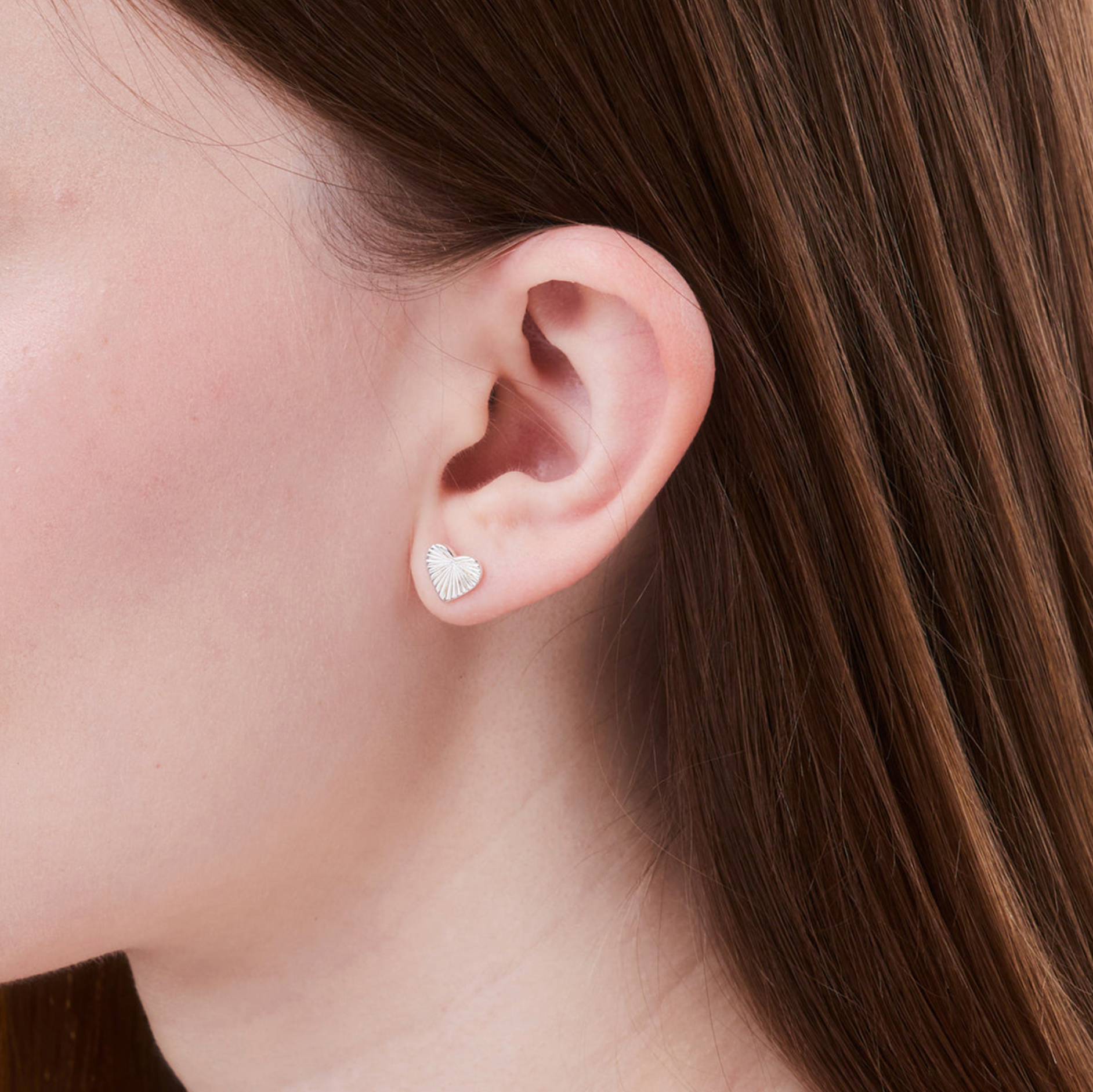 Boma Ava Heart Studs