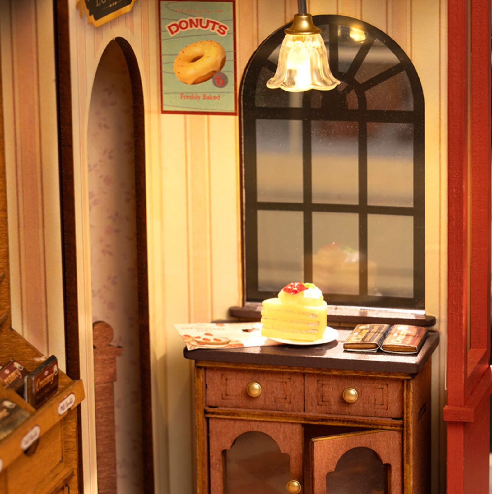 ROBOTIME Honey Dessert Talk DIY Miniature House