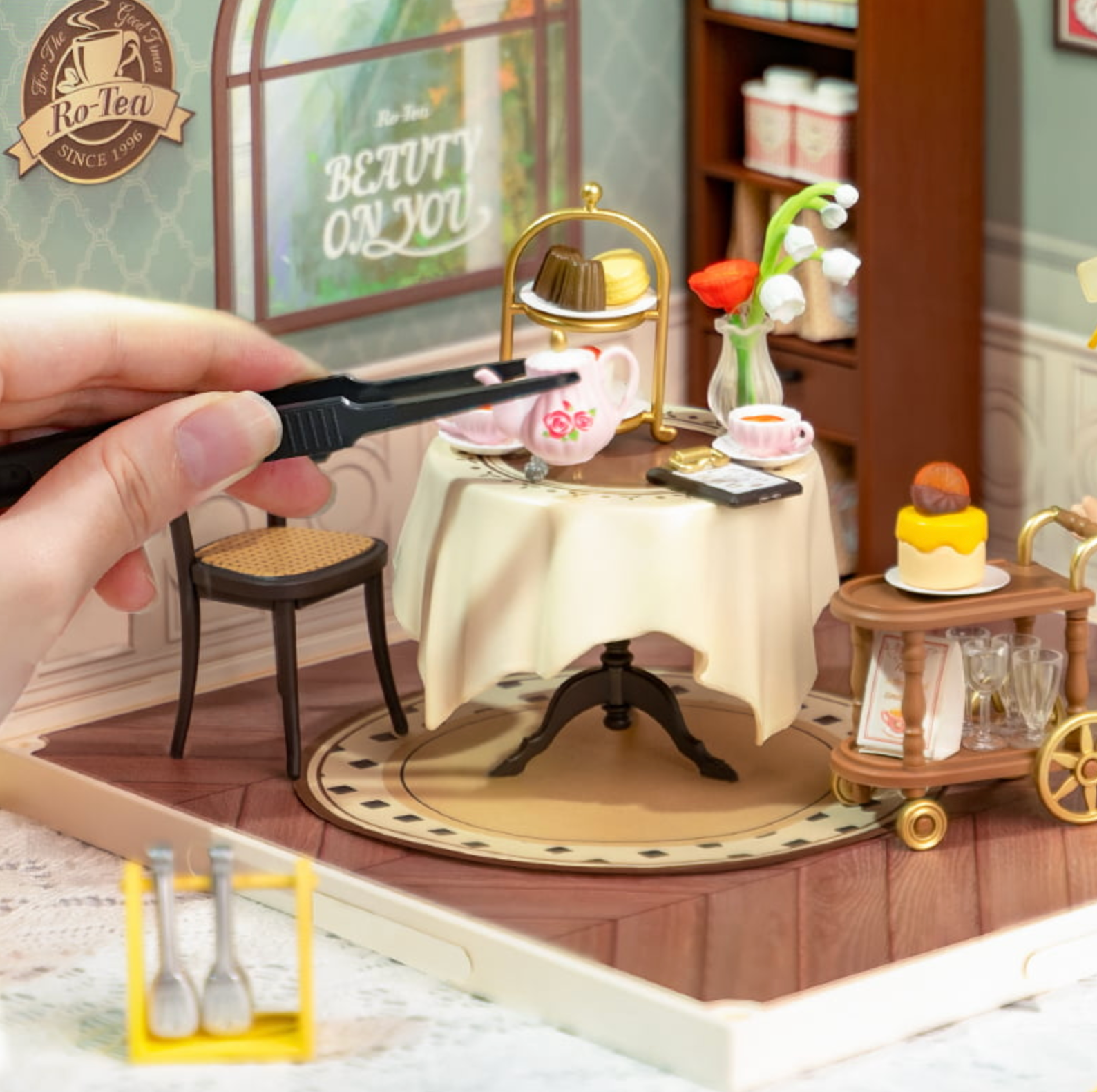 ROBOTIME Sweet Sips Tea DIY Miniature House - Super Creator