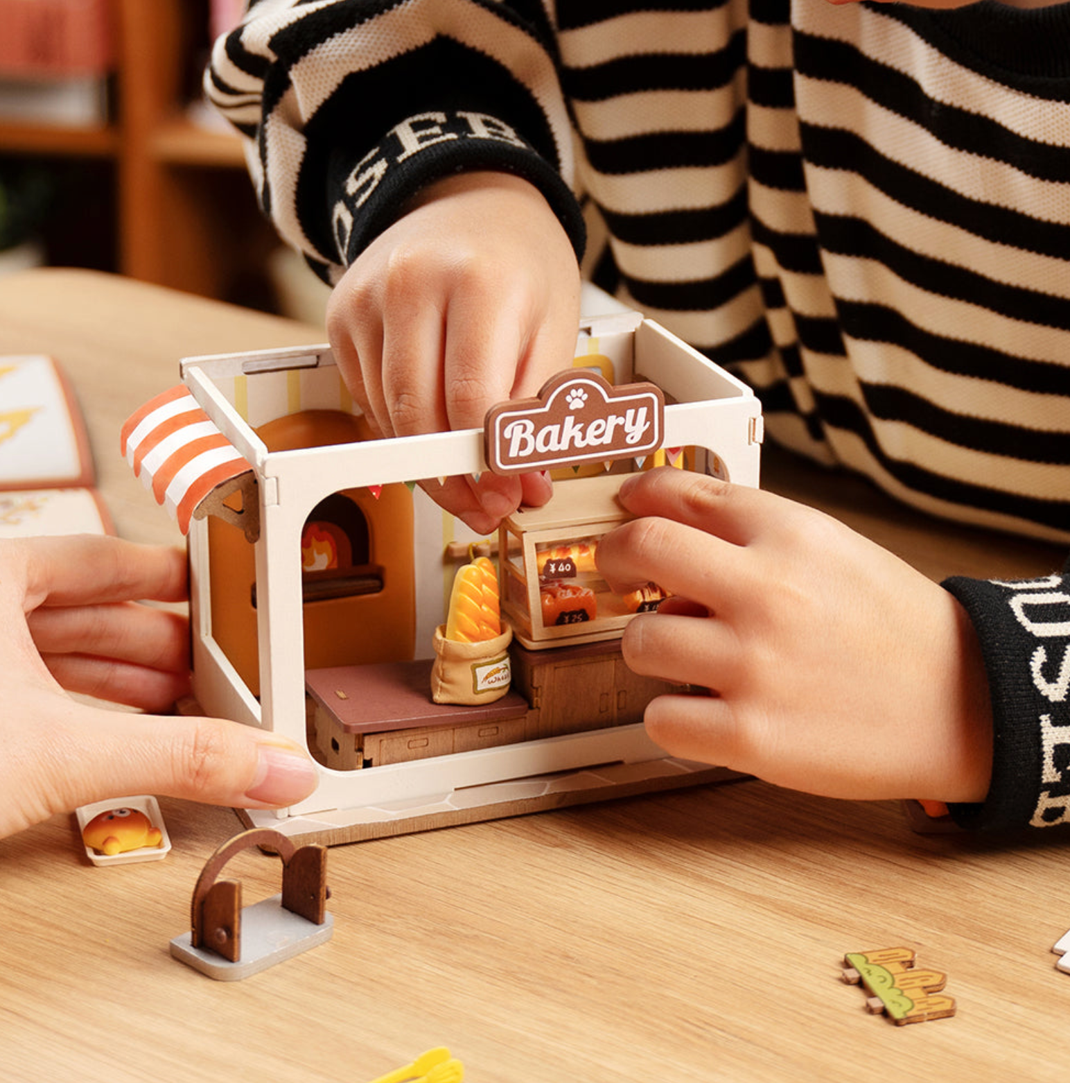ROBOTIME Teddy's Breadbox DIY Miniature House Kit