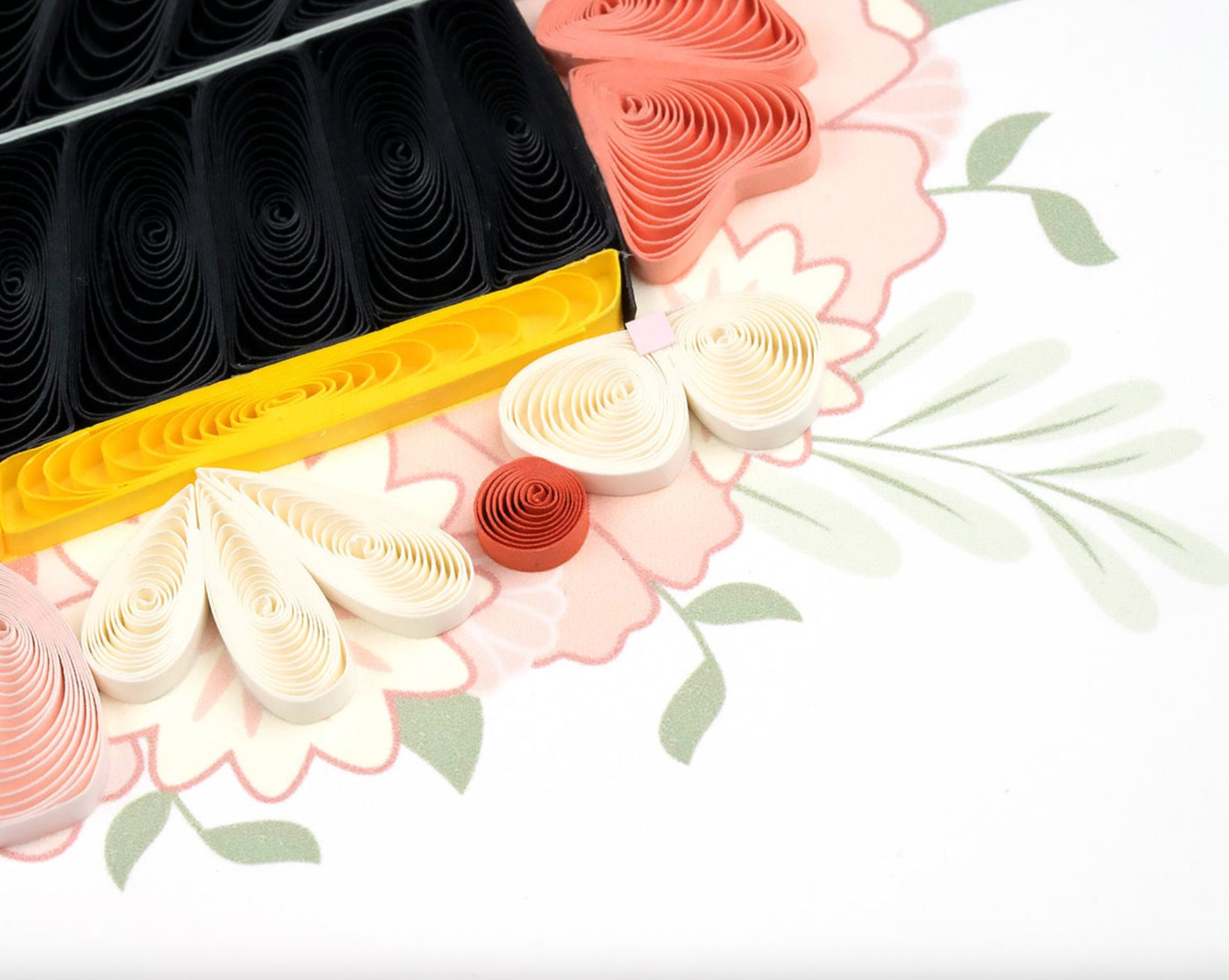 Floral Mortarboard Blank Quilling Card