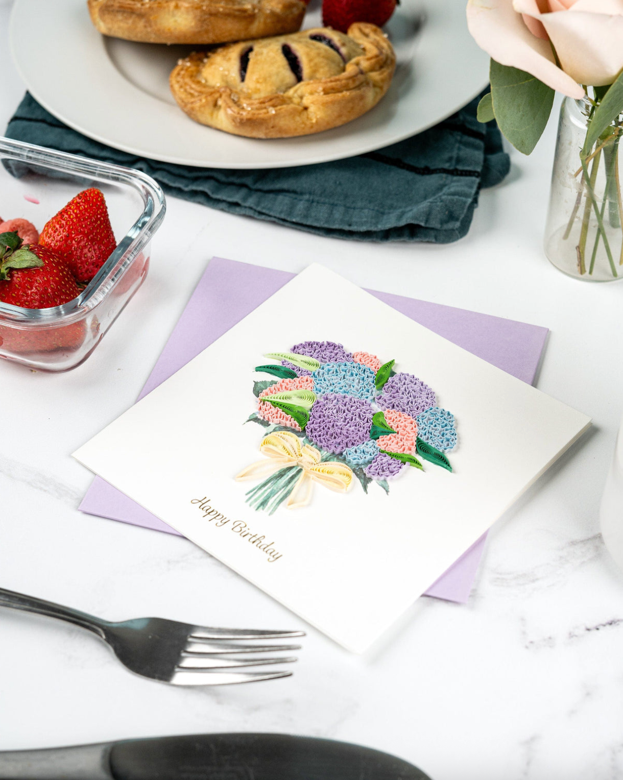 Hydrangea Bouquet Happy Birthday Quilling Card