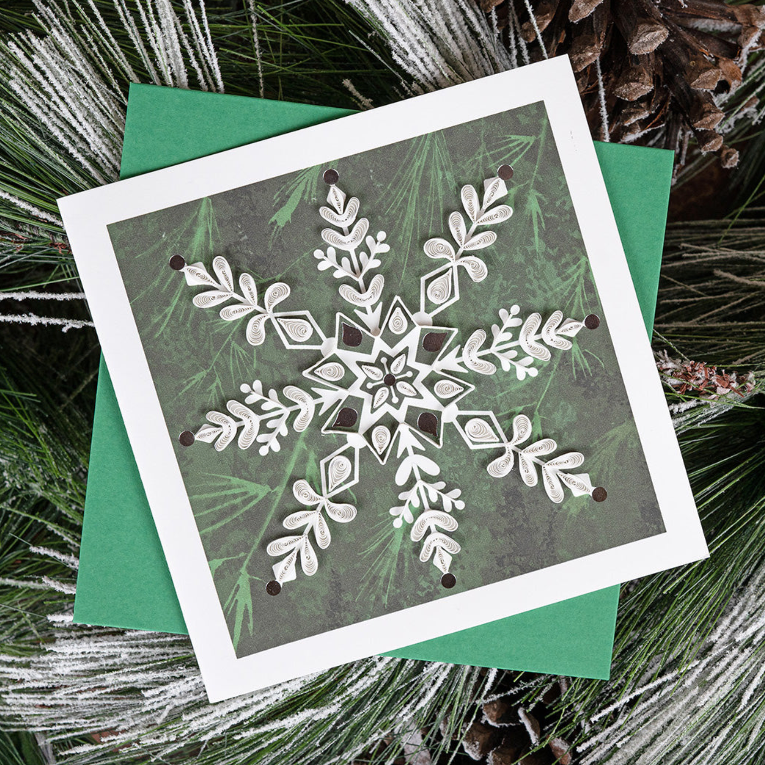 White Snowflake on Pine Blank Quilling Card