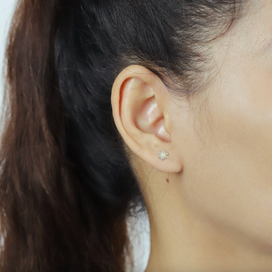 Boma Daisy Flower Studs