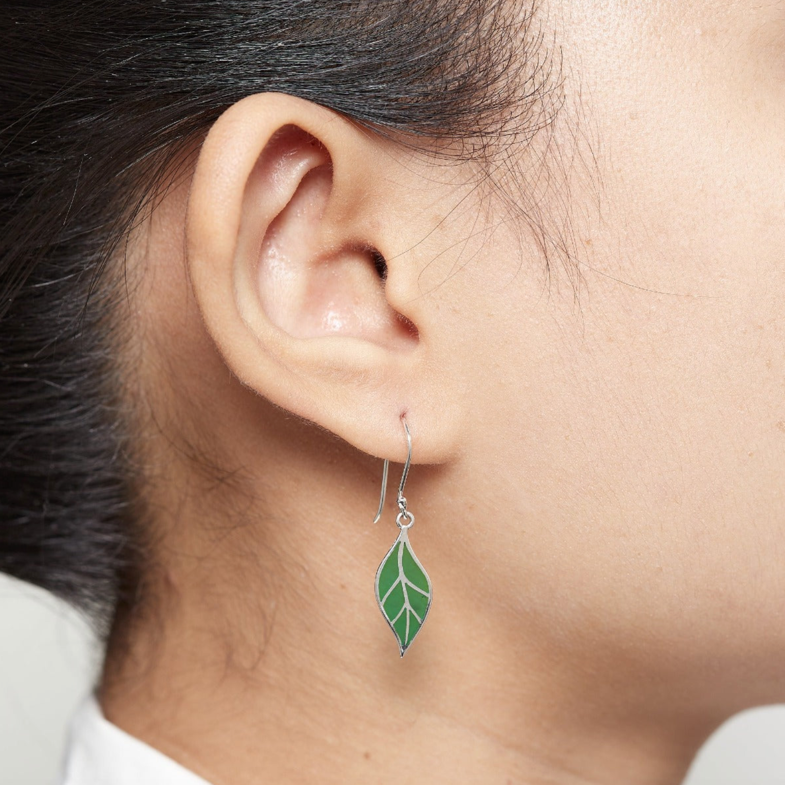BOMA Leaf Dangle Earrings - Green