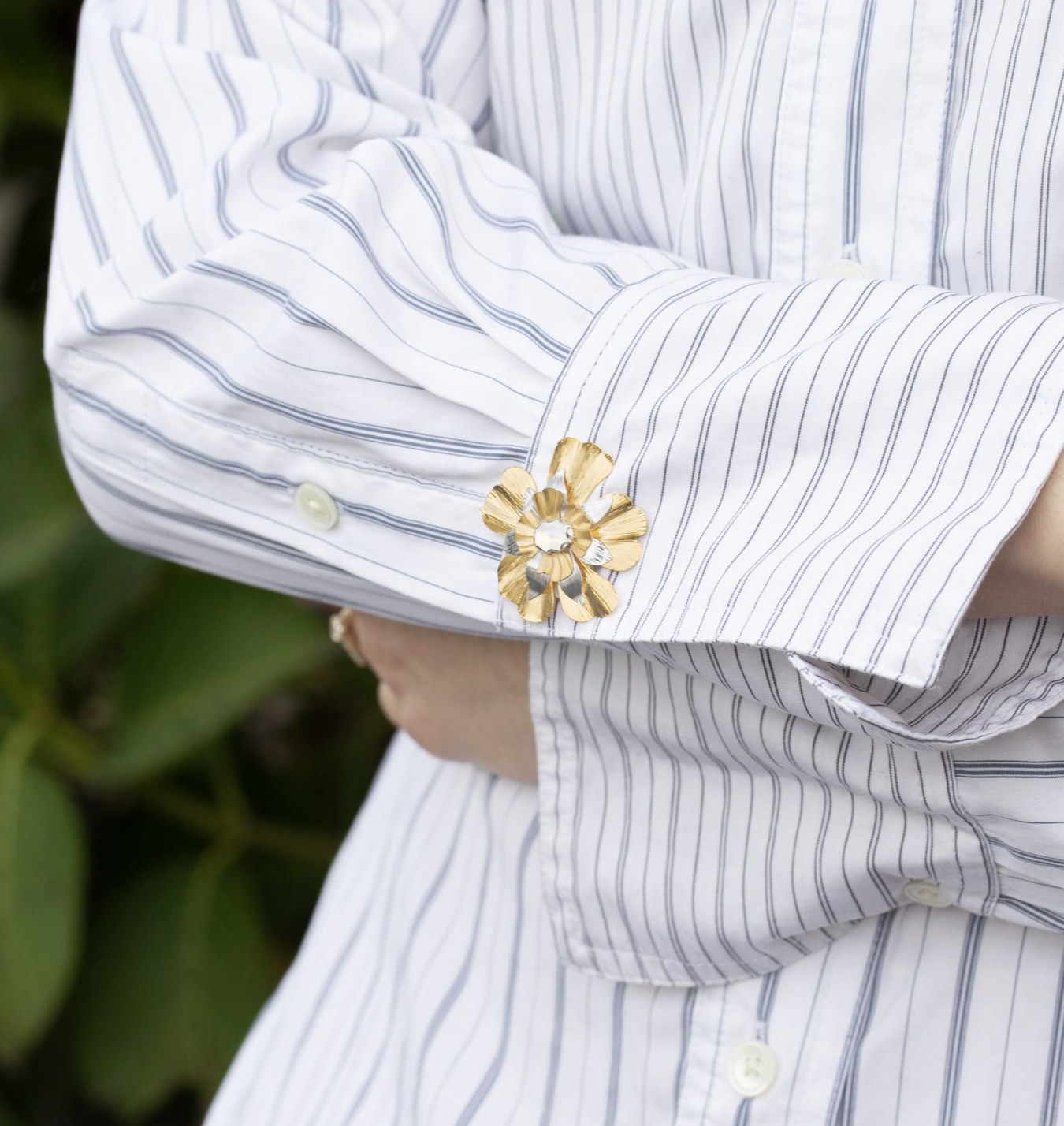 HOLLY YASHI Bountiful Bloom Brooch - Gold and Silver