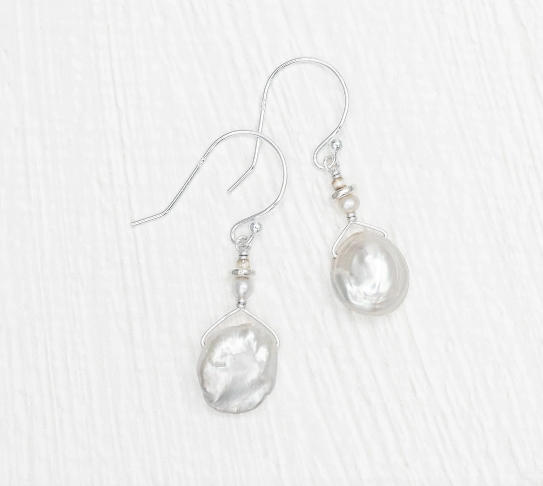 Holly Yashi Delicate Margo Earrings - Cream and Silver