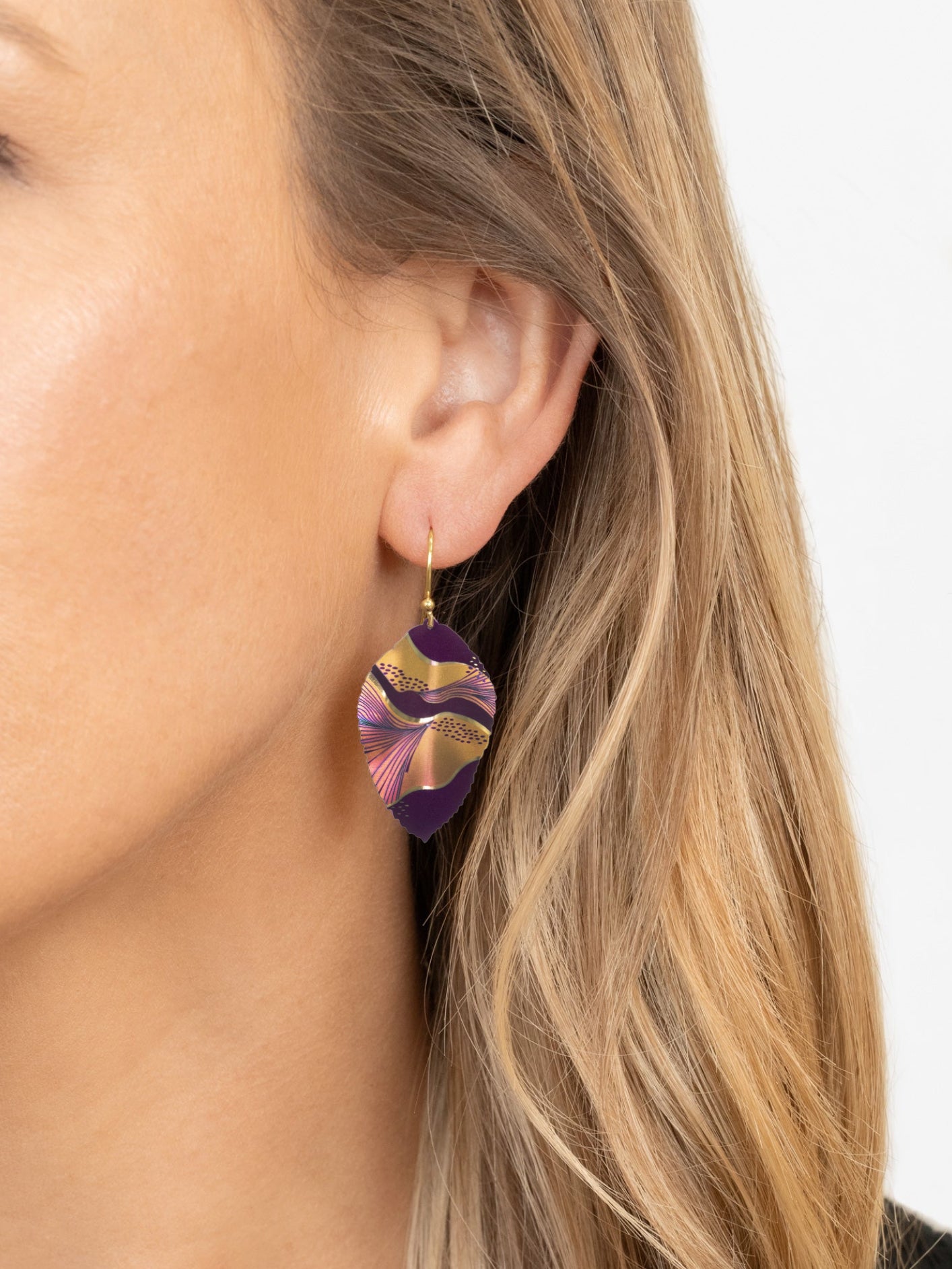 Holly Yashi Eccentric Elm Earrings - Amber