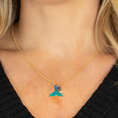 Holly Yashi Whale Tail Pendant Necklace - Teal Splash