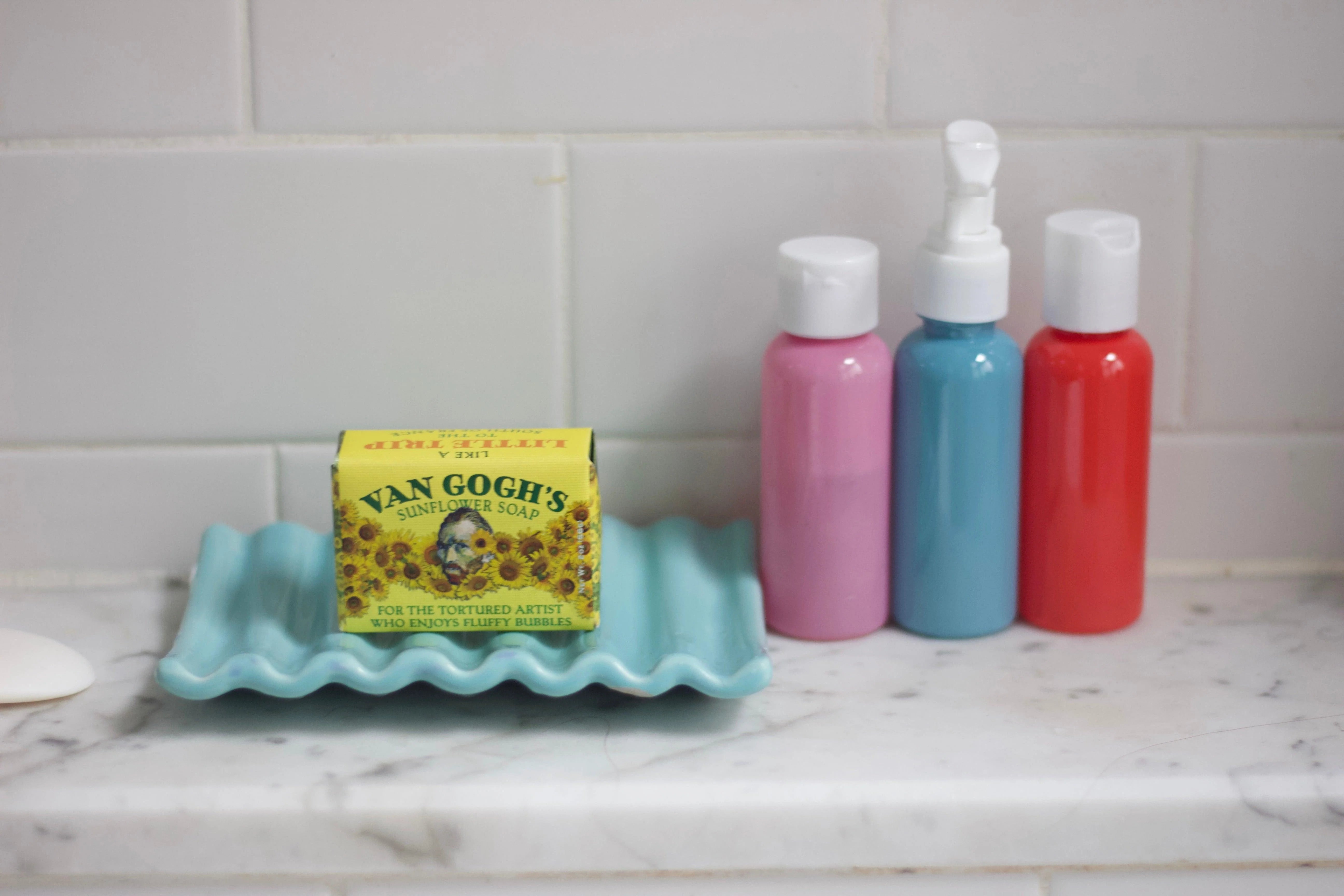 UPG Van Gogh's Sunflower Soap - For The Tortured Artist Who Enjoys Fluffy Bubbles