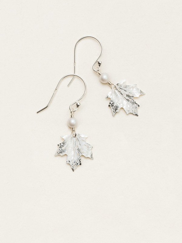 Holly Yashi Sugar Maple Earrings - Silver    