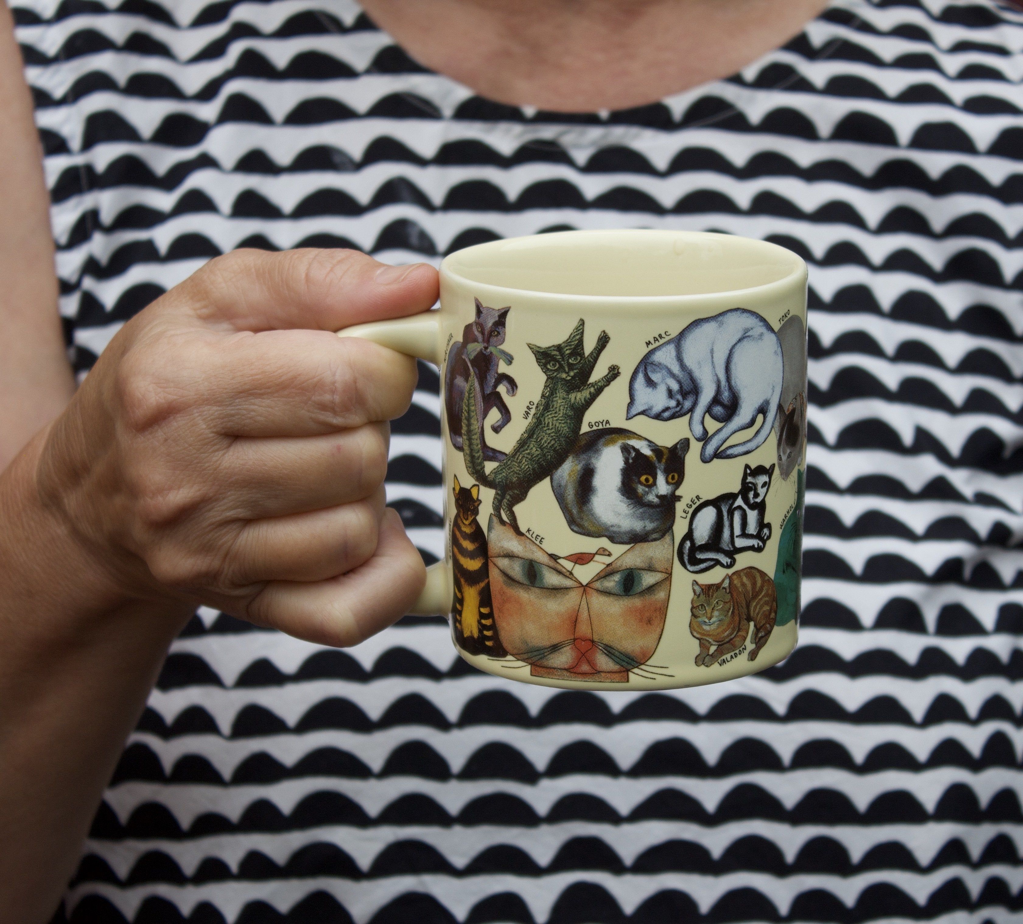 The Artistic Cat - The Artist and Their Mews Mug    