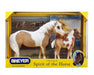 Breyer Traditional Series - Misty of Chincoteague Horse, Foal and Book Set    