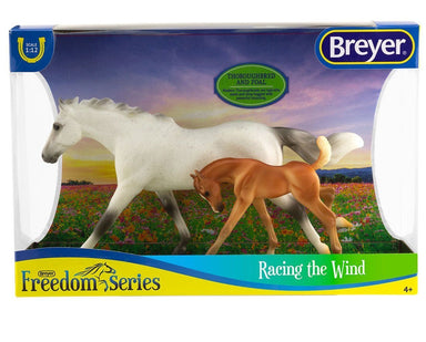 Breyer Classics - Thoroughbred And Foal - Racing The Wind    