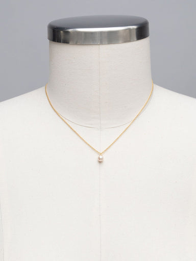 Holly Yashi Julianna Pearl Pendant Necklace - White/Gold    