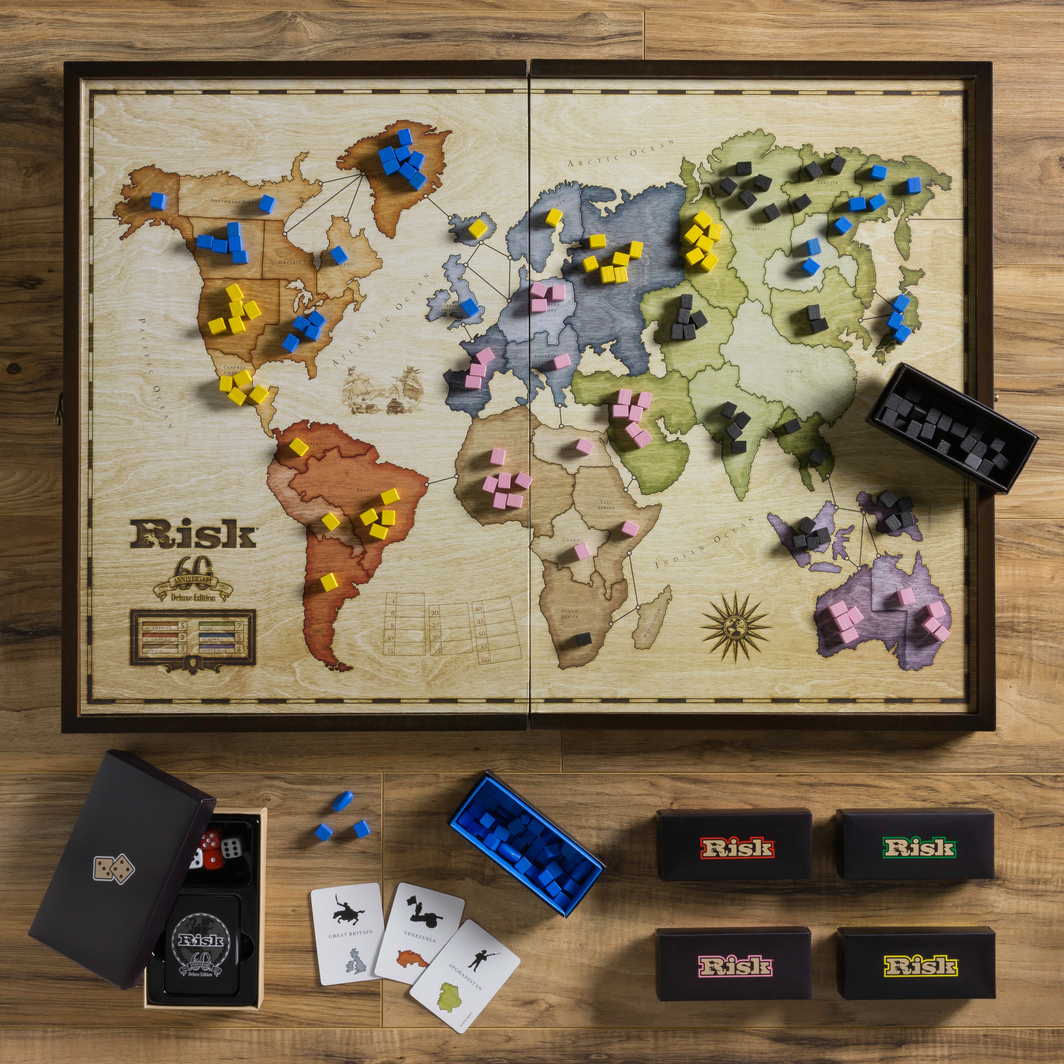 Deluxe Wooden Folding Edition - Risk    